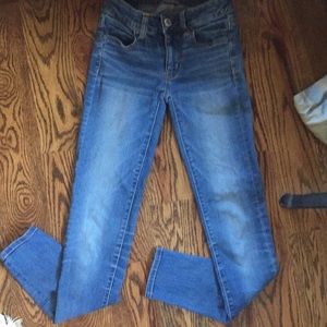 American Eagle Size 2 Super Stretch Jeans